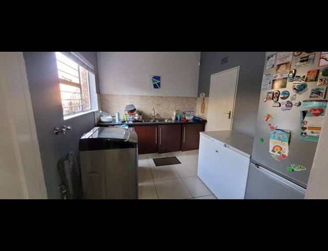 4 BEDROOM HOUSE FOR SALE IN BASSONIA